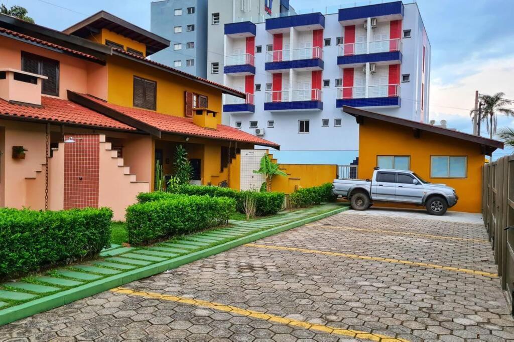 100Mts Da Praia Com Churrasqueira, Piscina E Wi-Fi Caraguatatuba Exteriér fotografie