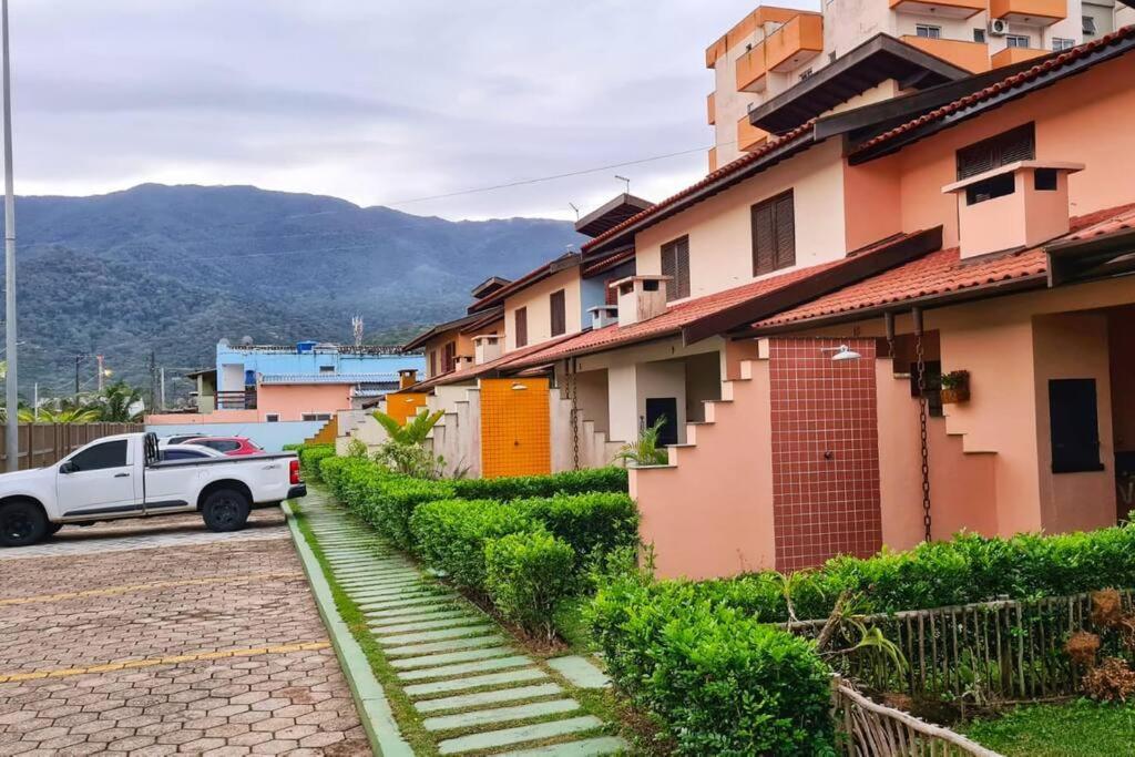100Mts Da Praia Com Churrasqueira, Piscina E Wi-Fi Caraguatatuba Exteriér fotografie